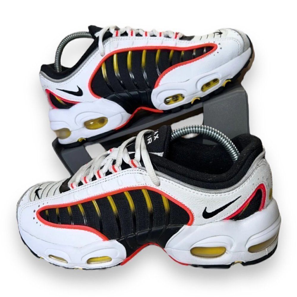 Nike‎ Air Max Tailwind IV "White Black Crimson" BQ9810-105 Youth 6